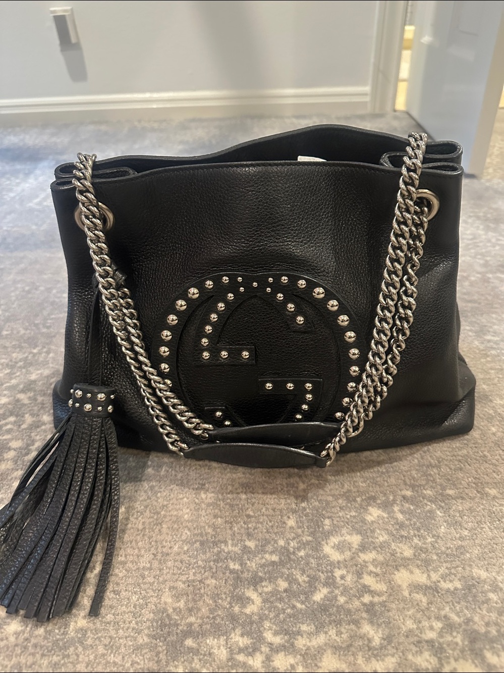 GUCCI ICONIC SOHO BAG IN BLACK